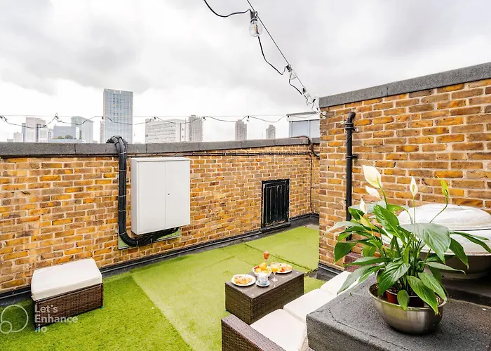 2Bd With View - 5 Sleeps - Old St