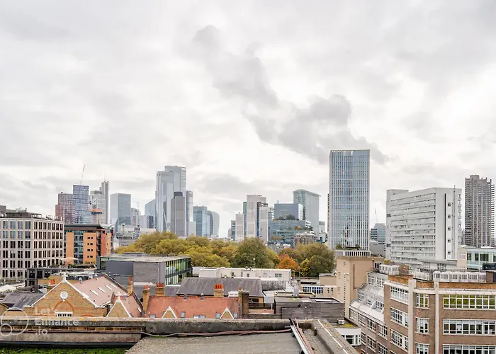 2Bd With View - 5 Sleeps - Old St